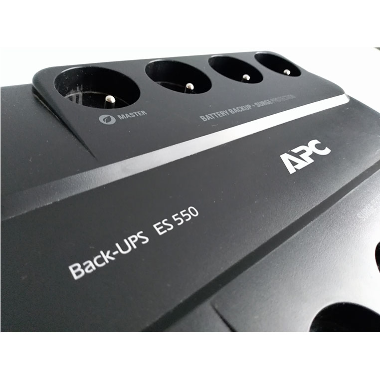 UPS APC Back-UPS ES 550 bez baterii