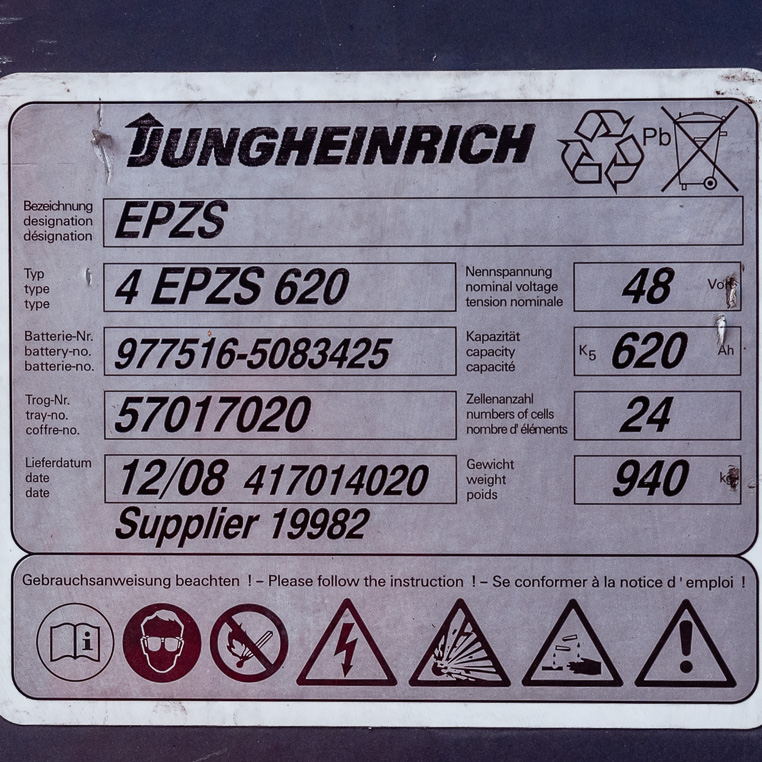 Wózek do kompletacji pionowej Jungheinrich EKS 110 2009r