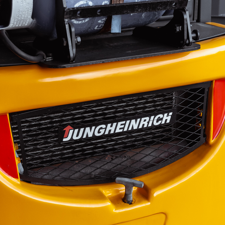 Wózek widłowy Jungheinrich TFG316 1,6t LPG